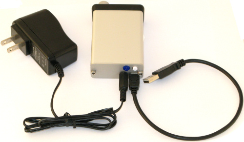 XM5 Portable Headphone Amp, with Charger and USB cable